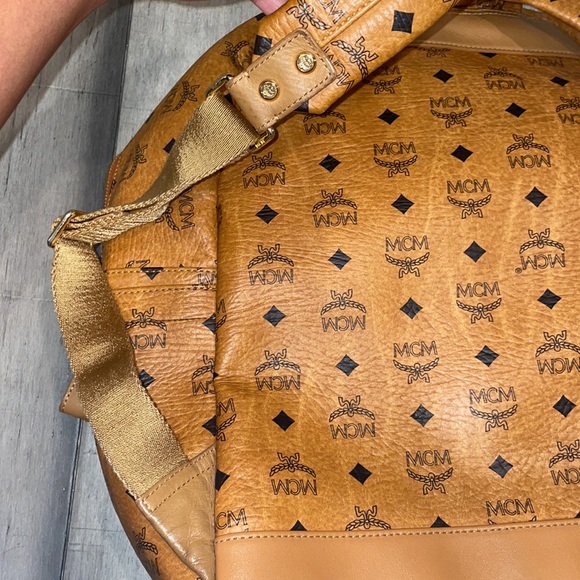 MCM Visetos Medium Sprinkle Stud Stark Backpack in Cognac - Picture 14 of 16